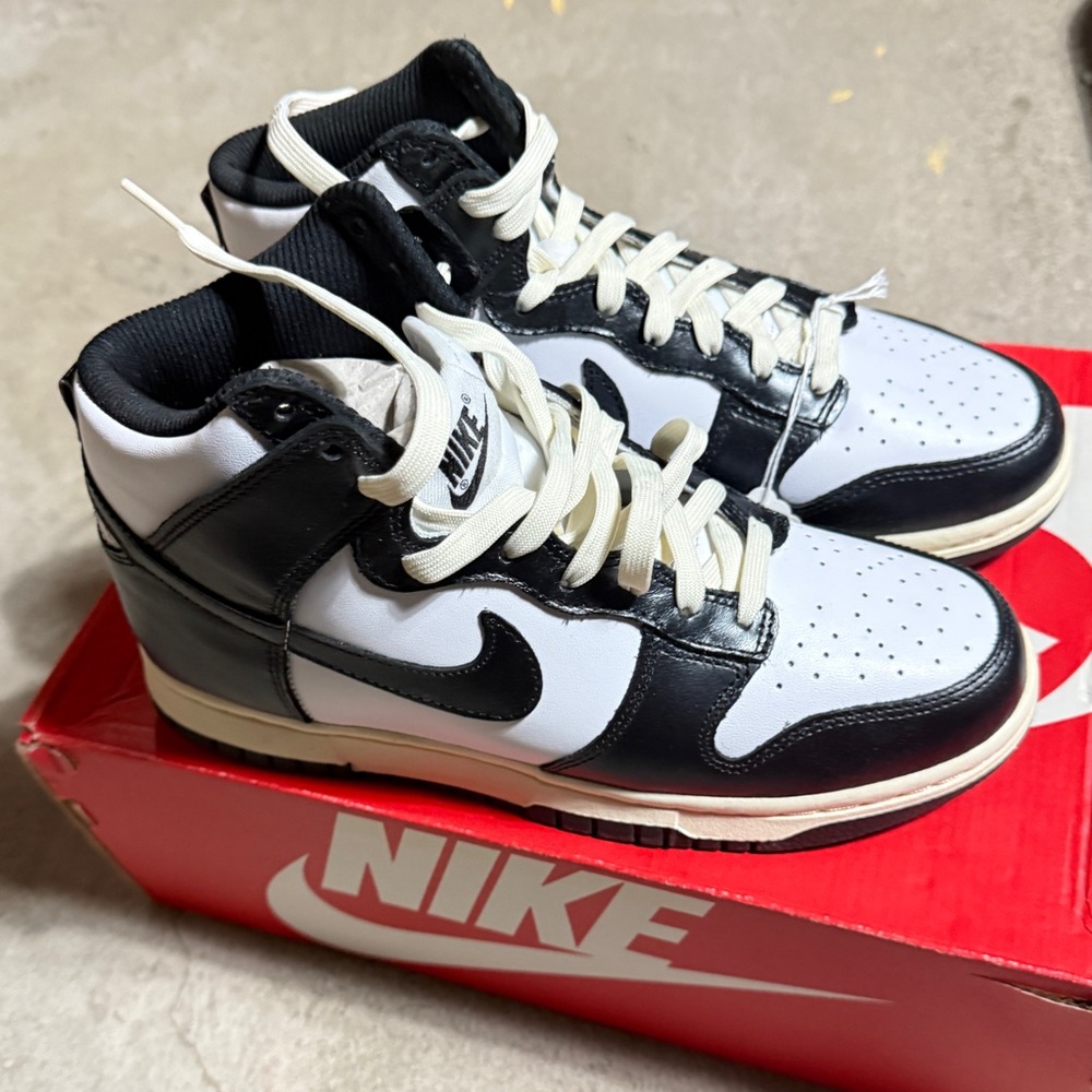 Nike Black and White High-Tops
